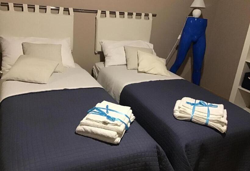 اتاق استاندارد چهار تخته, Original B&b