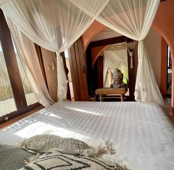 Deluxe Suite King Bed, Sannyas Boutique