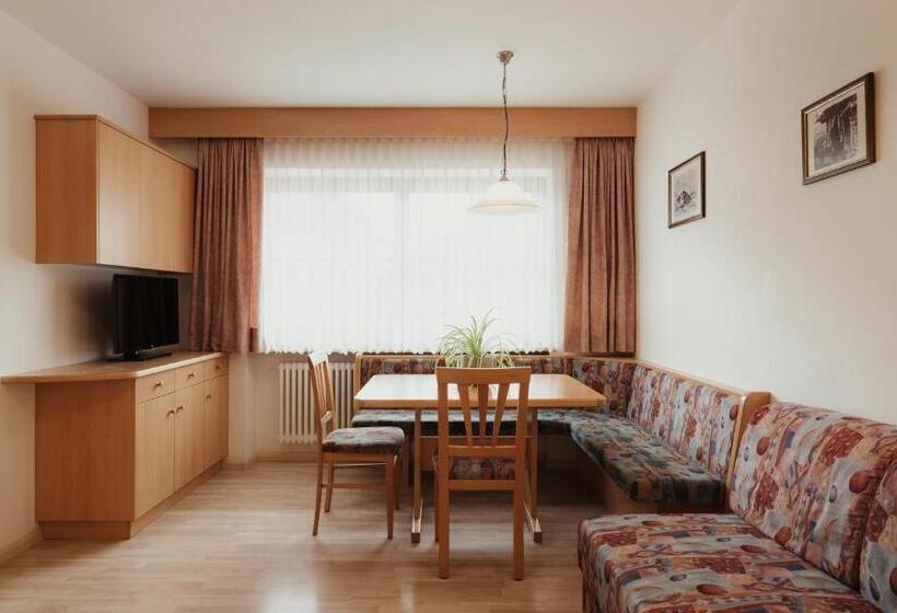 آپارتمان 2 خوابه, Residence Costa Burjada
