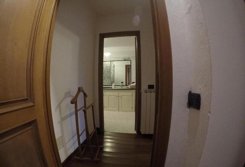 اتاق استاندارد سه نفره, B&b Bassu