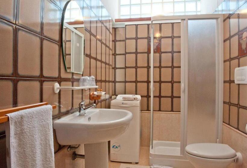 اتاق لوکس, B&b Nova Siri