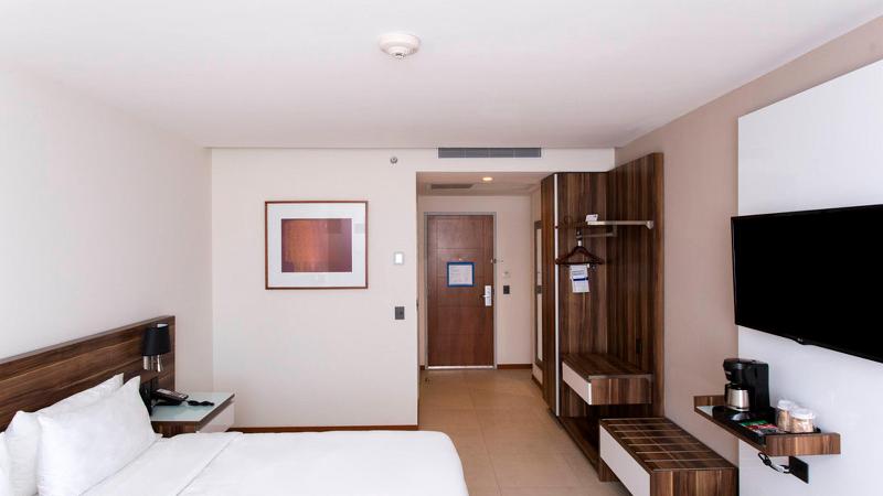 اتاق استاندارد با تخت بزرگ, Holiday Inn Express Puerto Vallarta