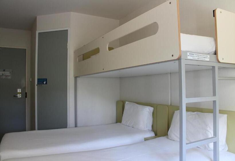 اتاق استاندارد با تخت‌های تاشو, Ibis Budget Melbourne Airport