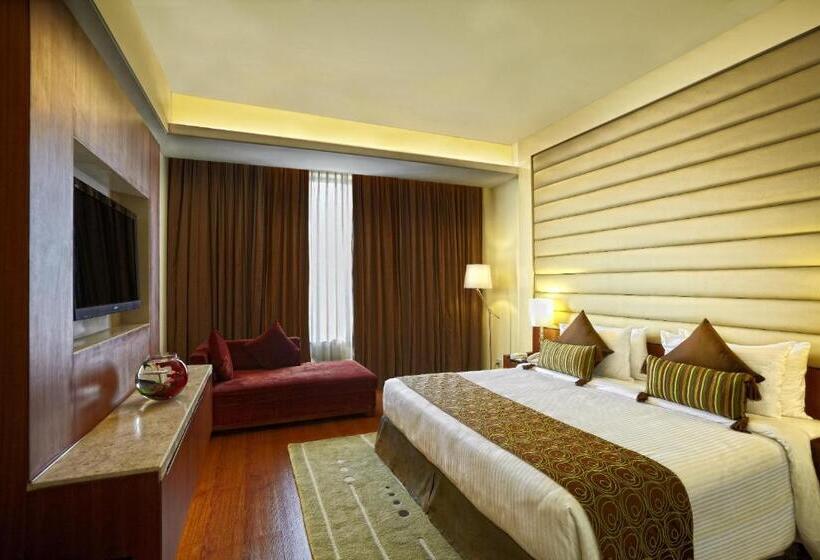 سوییت اجرایی, Radisson Blu Hotel Rudrapur