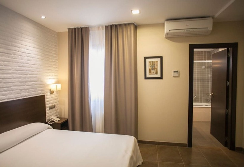 اتاق استاندارد, Restaurante El Corte