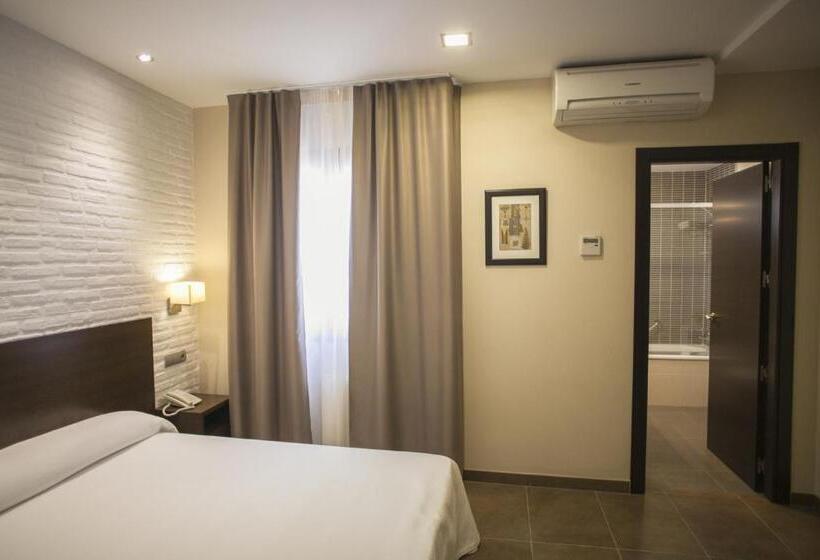 اتاق استاندارد, Restaurante El Corte