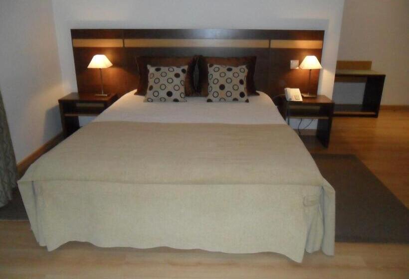اتاق استاندارد با بالکن, Santo Condestavel