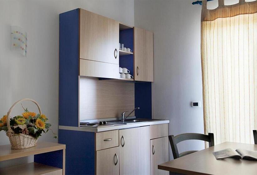 سوئیت جونیور خانوادگی, Villaggio Santandrea Resort