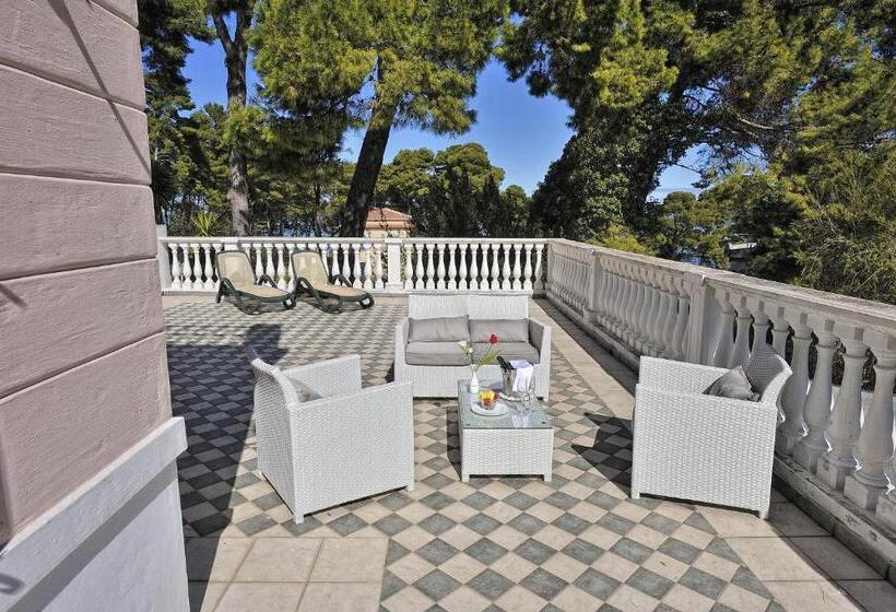 Suite with Terrace, Park Hotel Villa Maria