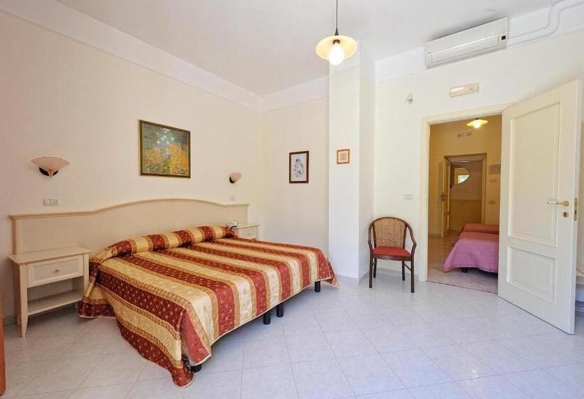Suite with Terrace, Park Hotel Villa Maria