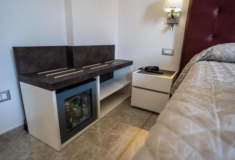 اتاق استاندارد با تراس, Park Hotel Villa Maria