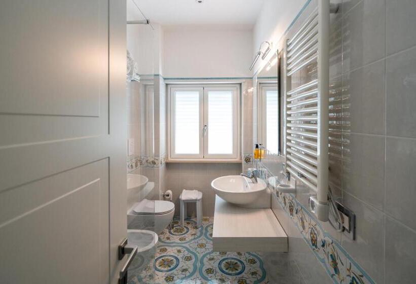 اتاق استاندارد با تراس, Park Hotel Villa Maria