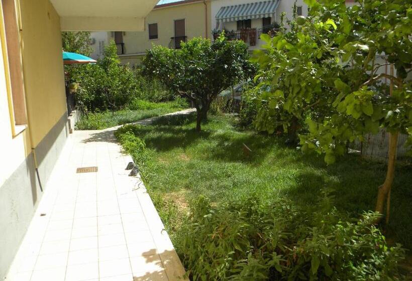 اتاق استاندارد, B&b Il Giardino Diamante