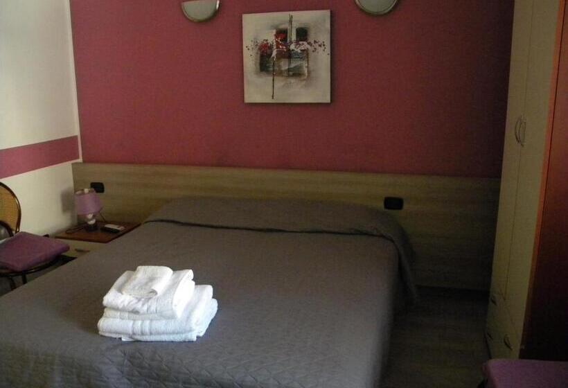 اتاق استاندارد, B&b Il Giardino Diamante