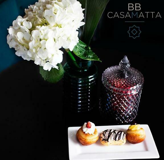 اتاق لوکس, Bb Casamatta