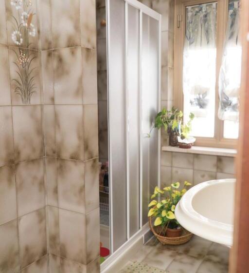 اتاق استاندارد, Le Gardenie B&b