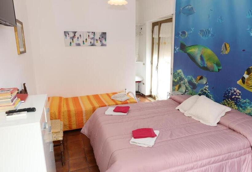 اتاق استاندارد چهار تخته, Le Gardenie B&b