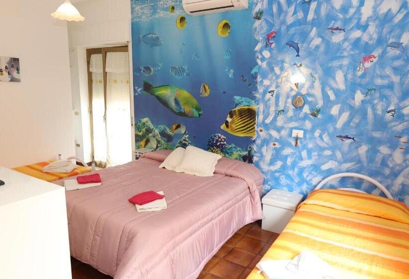 اتاق استاندارد چهار تخته, Le Gardenie B&b