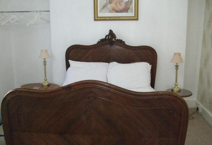 اتاق استاندارد با تخت بزرگ, Bluebells Guest House
