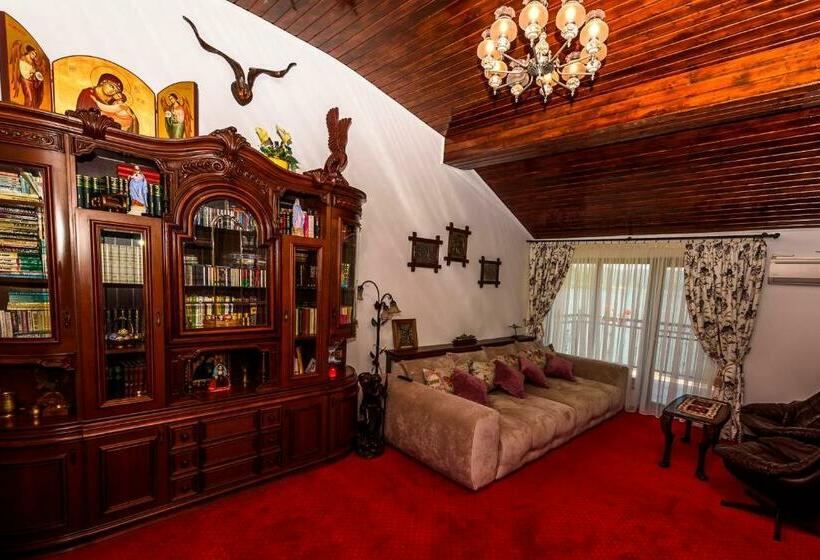 سوییت, Casa Andrei
