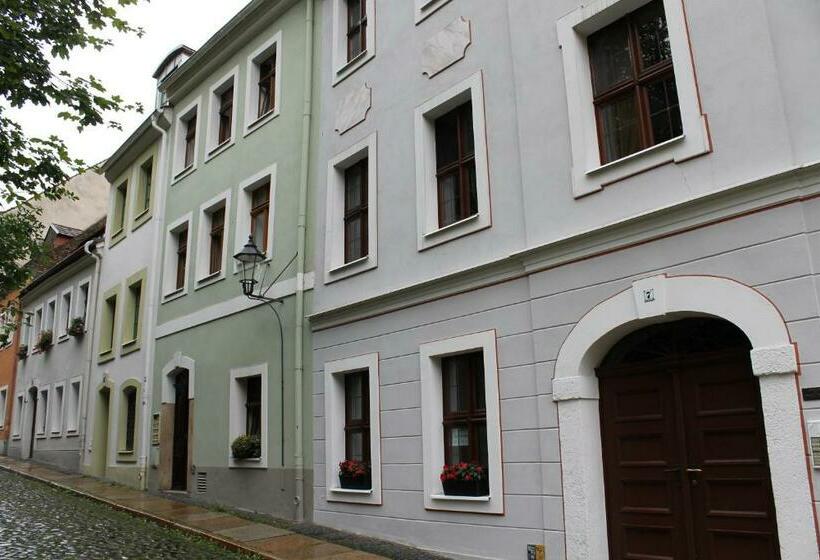 اتاق خانوادگی, Pension Wielsch