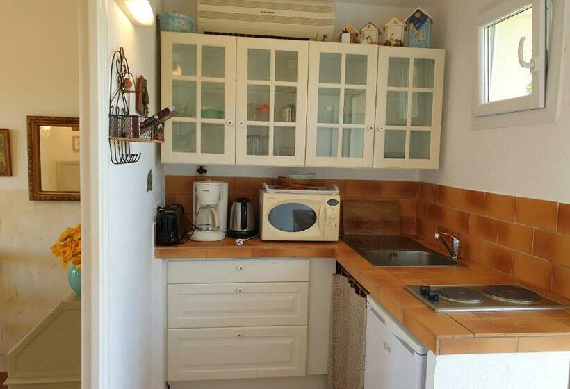 استودیوی استاندارد, Résidence Le Home
