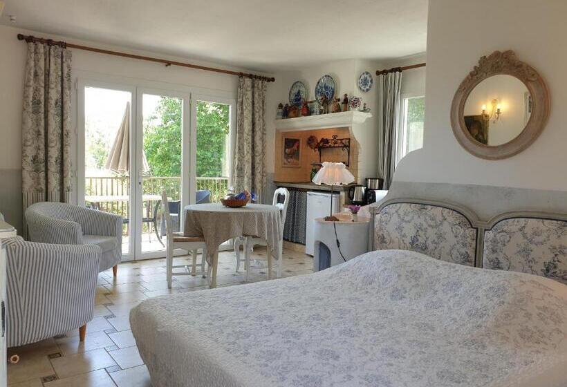 استودیوی استاندارد, Résidence Le Home