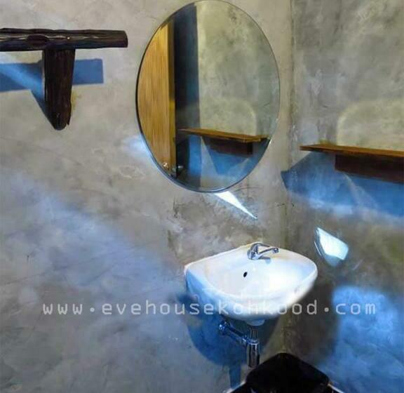بانگلوی استاندارد, Eve House Koh Kood