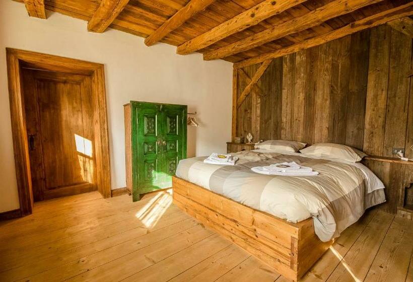 Deluxe Room Mountain View, B&b Rossodisera