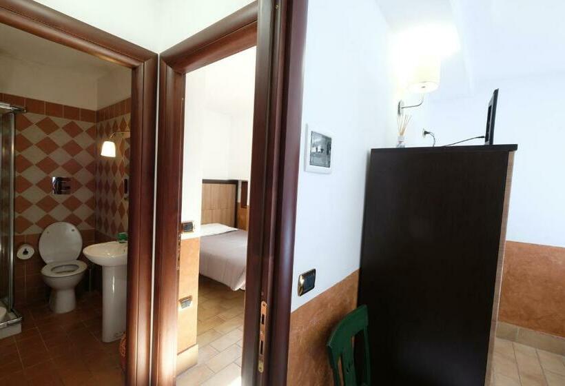 اتاق استاندارد سه نفره, Residenza Sant Andrea