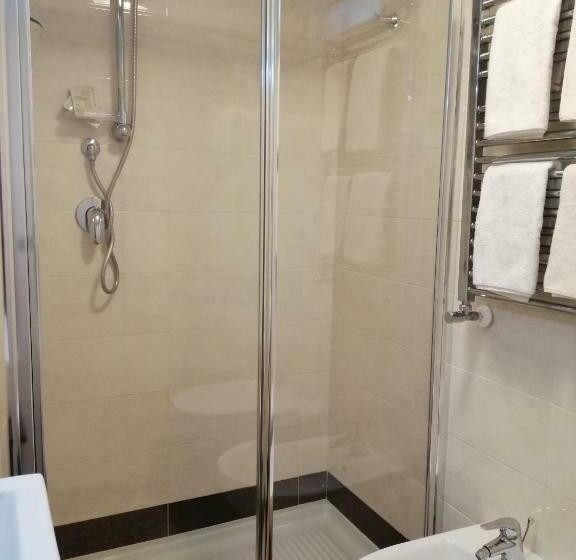 آپارتمان 1 خوابه همکف, Cesarotti B&b