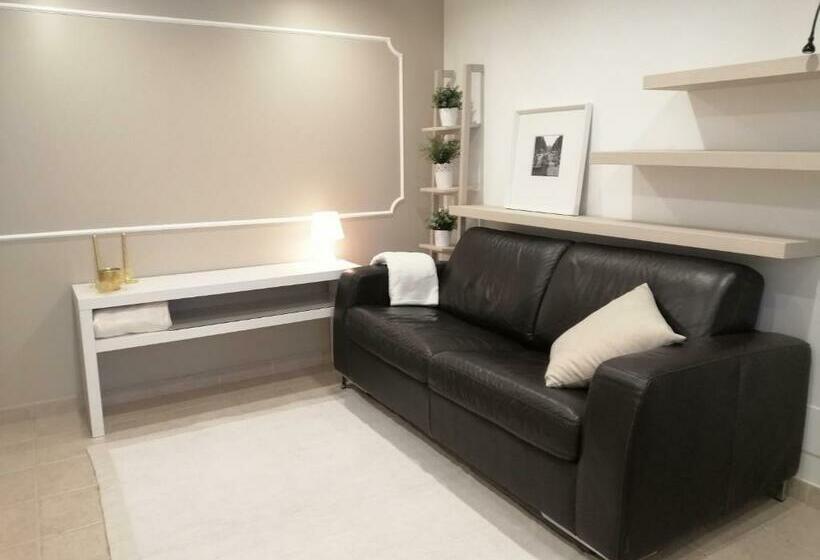 آپارتمان 1 خوابه همکف, Cesarotti B&b