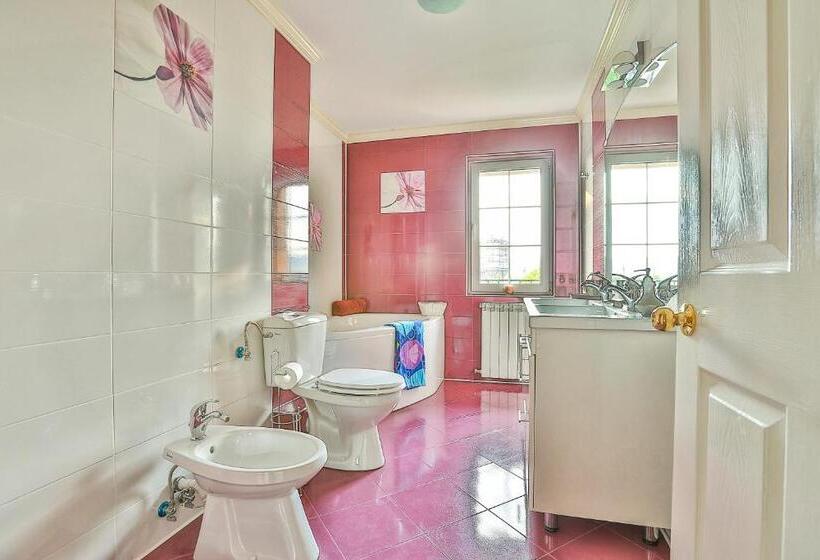 سوئیت 2 خوابه, Casa Iulia