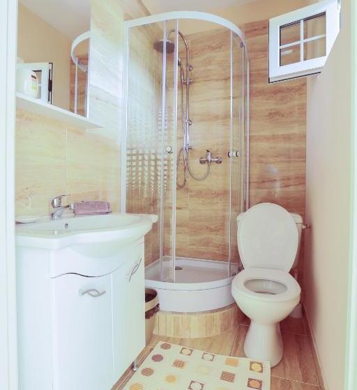 ویلای 1 خوابه, Casa Iulia
