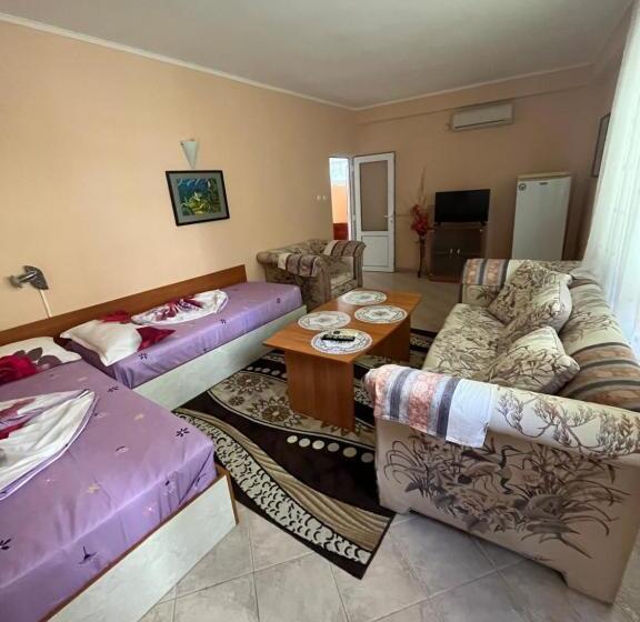 آپارتمان 1 خوابه, Daniel Guest House