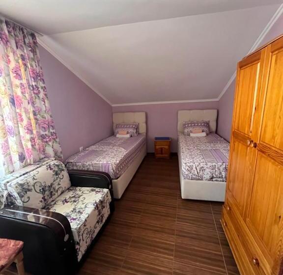 Standard room with outdoor bath, Daniel Guest House