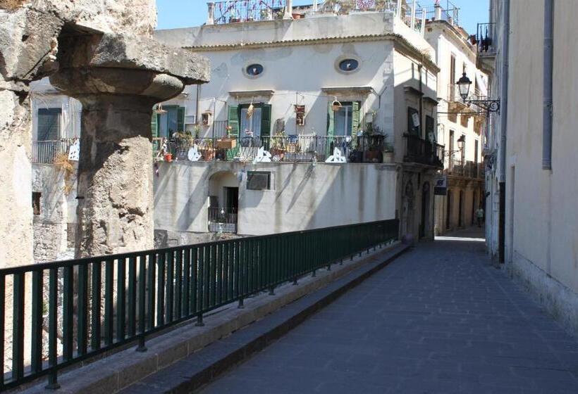 استودیوی لوکس, Residence Emozioni Ortigia