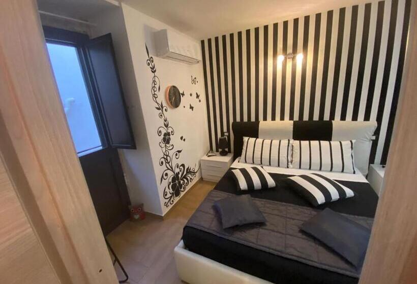 استودیو خانوادگی, Residence Emozioni Ortigia