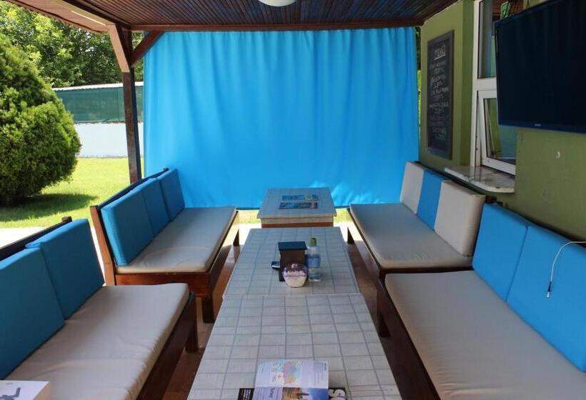 Economy Triple Room, Summer Life Villa Apart
