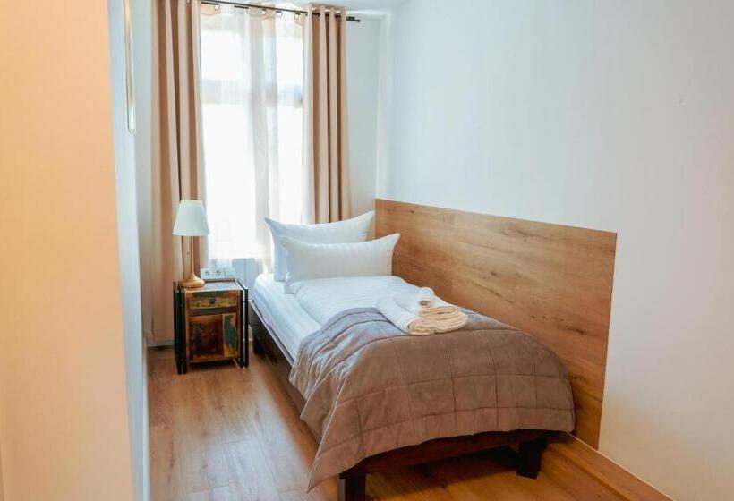 اتاق استاندارد یک نفره, Risa Hotel Village   Engel & Kreuz