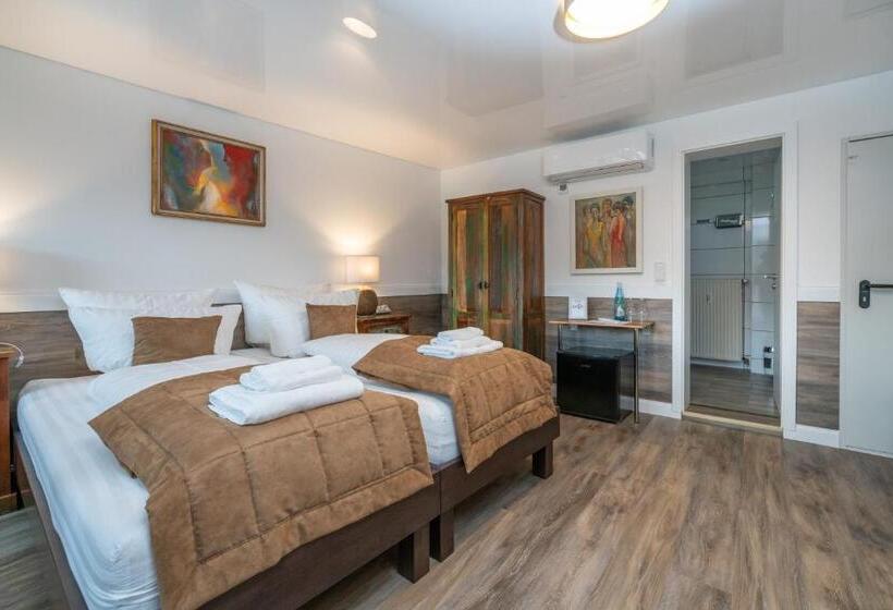 اتاق راحتی سه تخته, Risa Hotel Village   Engel & Kreuz