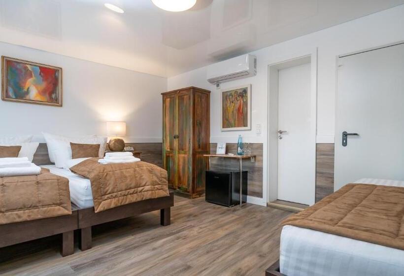اتاق راحتی سه تخته, Risa Hotel Village   Engel & Kreuz