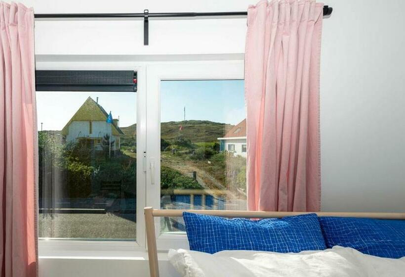 이코노미 룸, B&b Duinblick