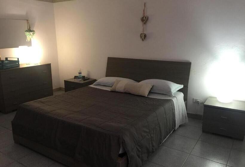 اتاق استاندارد, B&b Il Tulipano