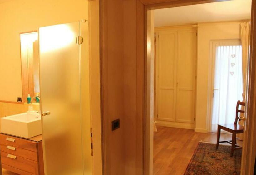 اتاق لوکس, B&b La Ceresara