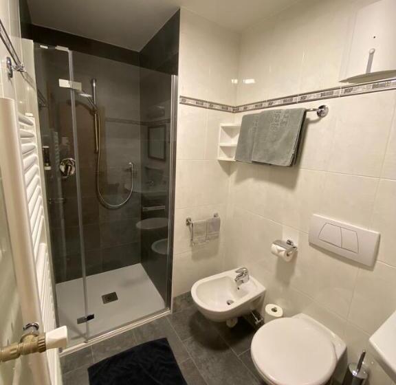 اتاق استاندارد با بالکن, Garni Residence Trocker