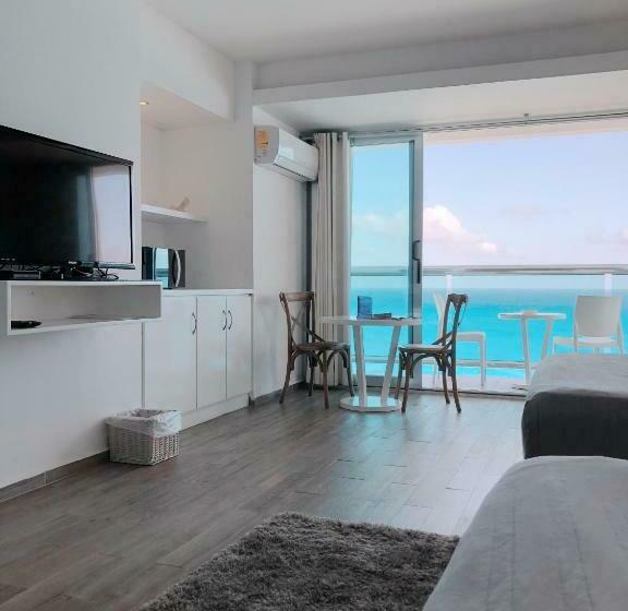 اتاق استاندارد با چشم‌انداز دریا, The Ocean Vibes Suites By Casa Paraiso