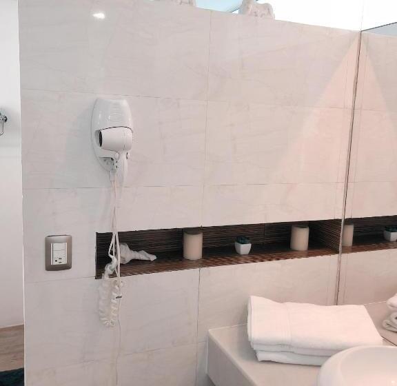 استودیوی استاندارد با چشم‌انداز دریا, The Ocean Vibes Suites By Casa Paraiso