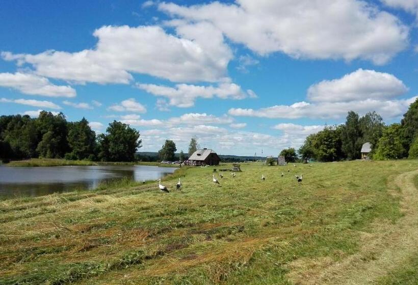 خانه 3 خوابه, Brīvdienu Māja Polīši