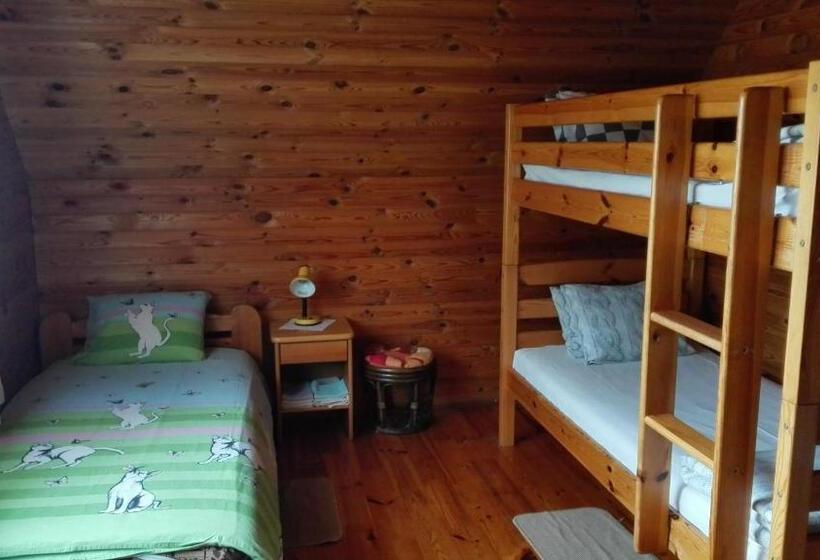 خانه 3 خوابه, Brīvdienu Māja Polīši